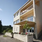 Rose Apartman